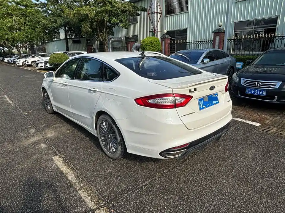 Ford Mondeo