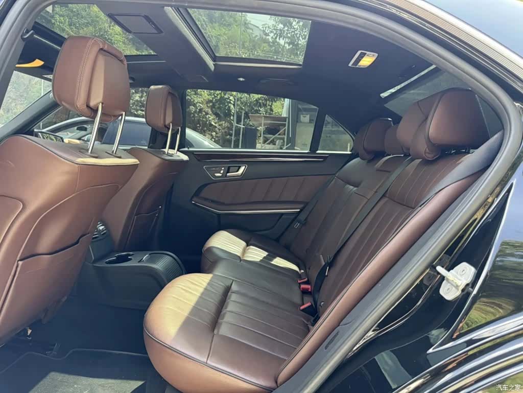 Mercedes-Benz E-Class, 2015 13