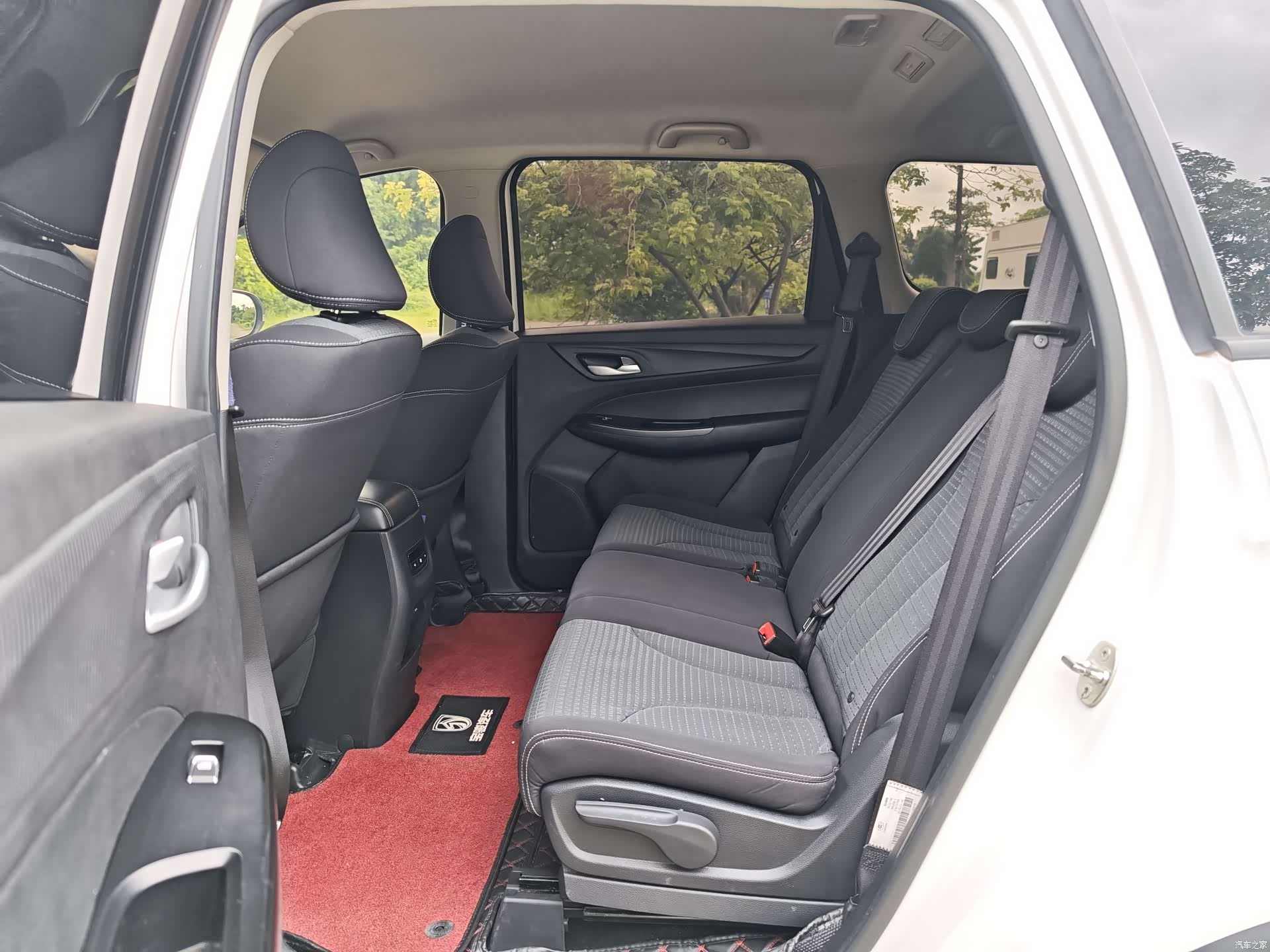 Wuling 730, 2019 6