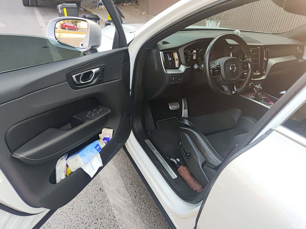Volvo XC60, 2019 14