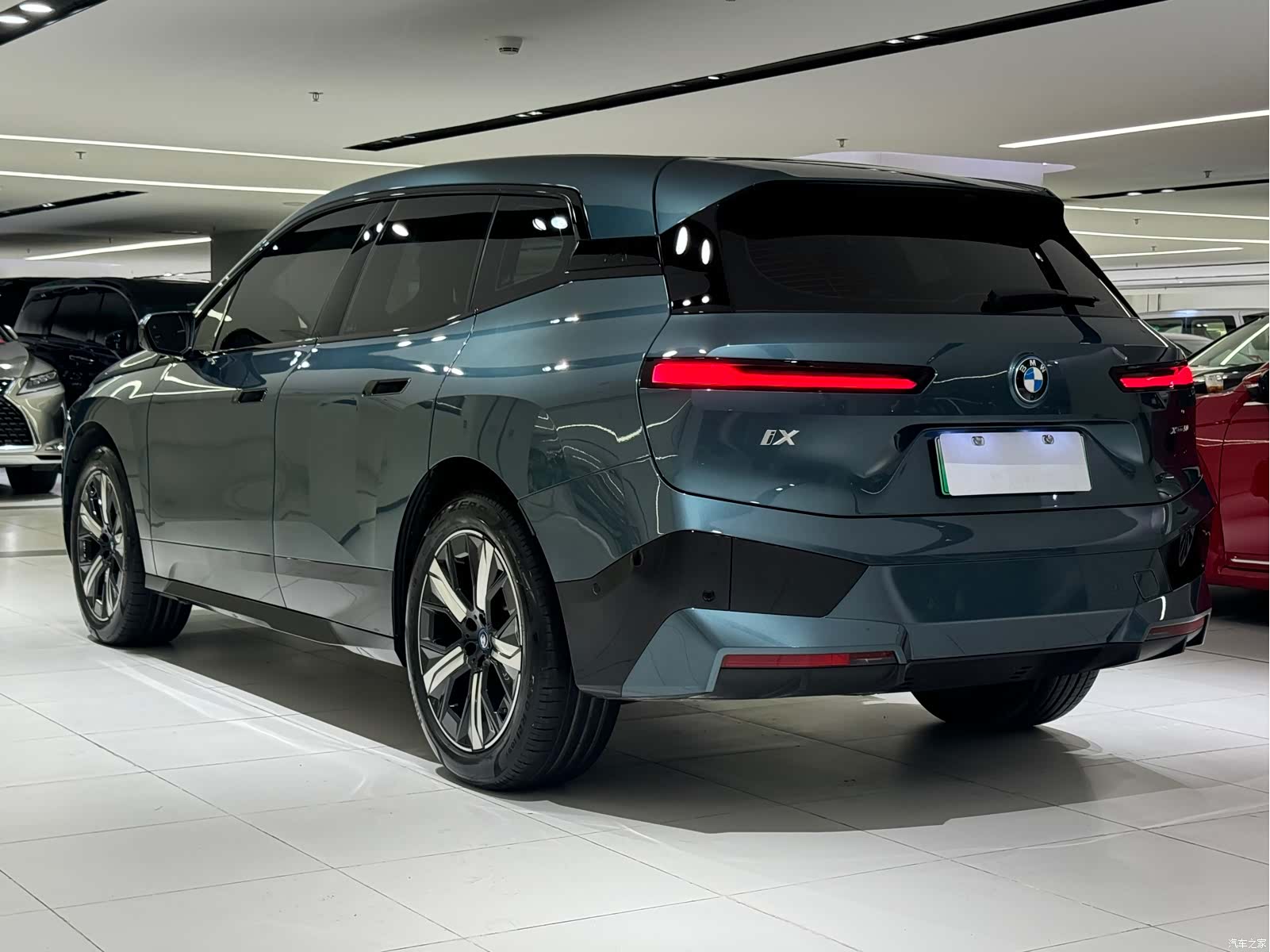 BMW iX, 2024 6