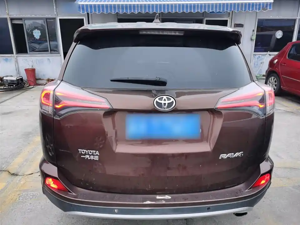 Toyota RAV4 Rongfang
