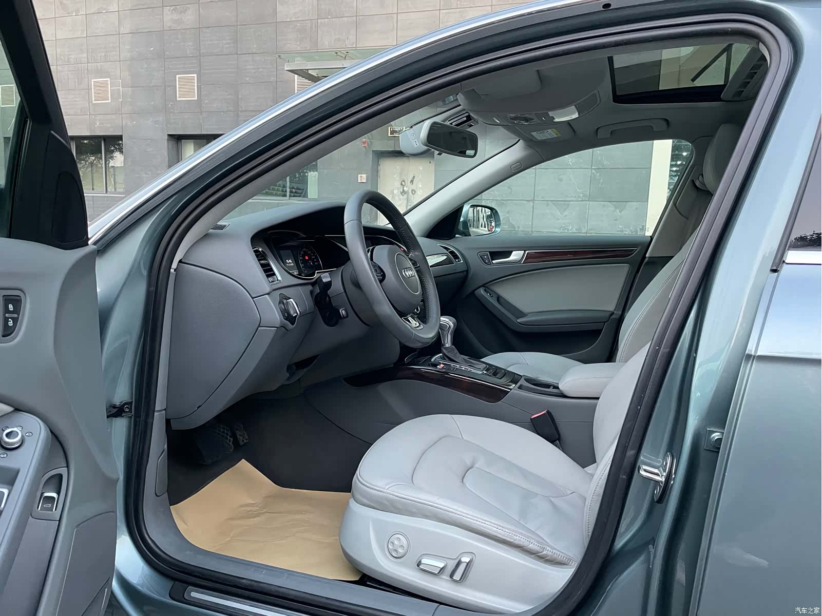 Audi A4L, 2015 6