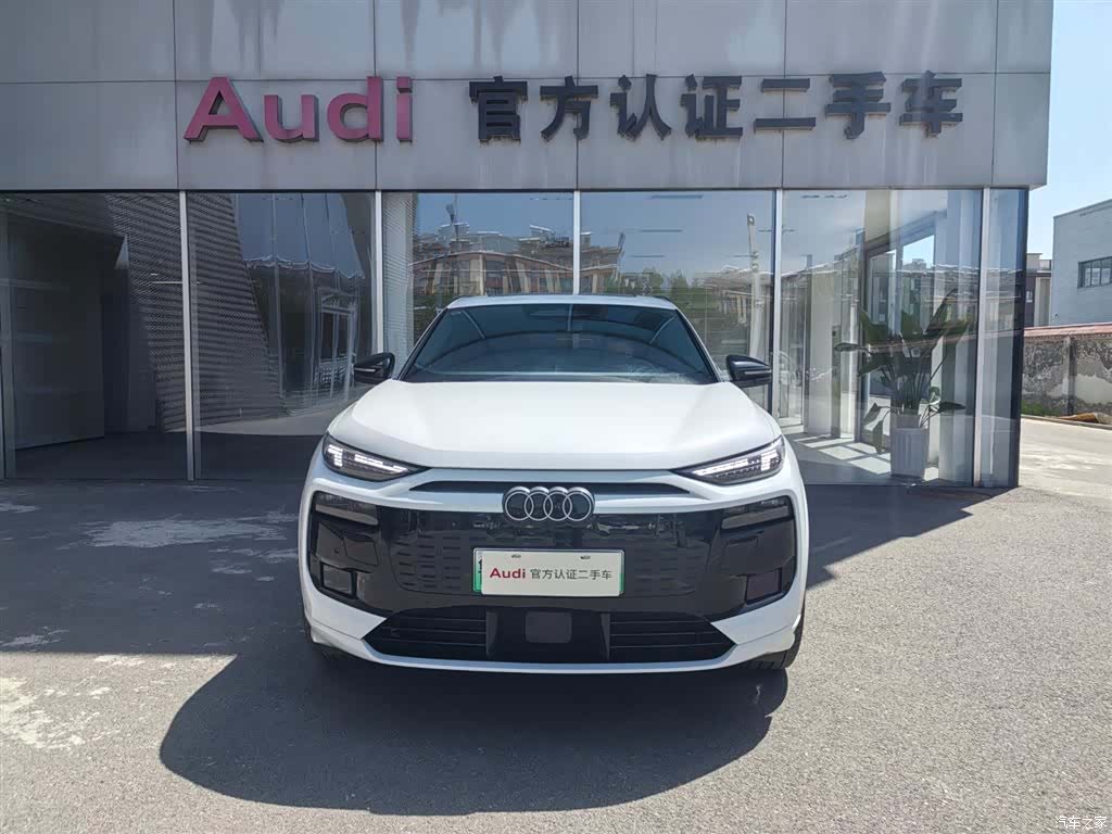 Audi e-tron, 2025 2
