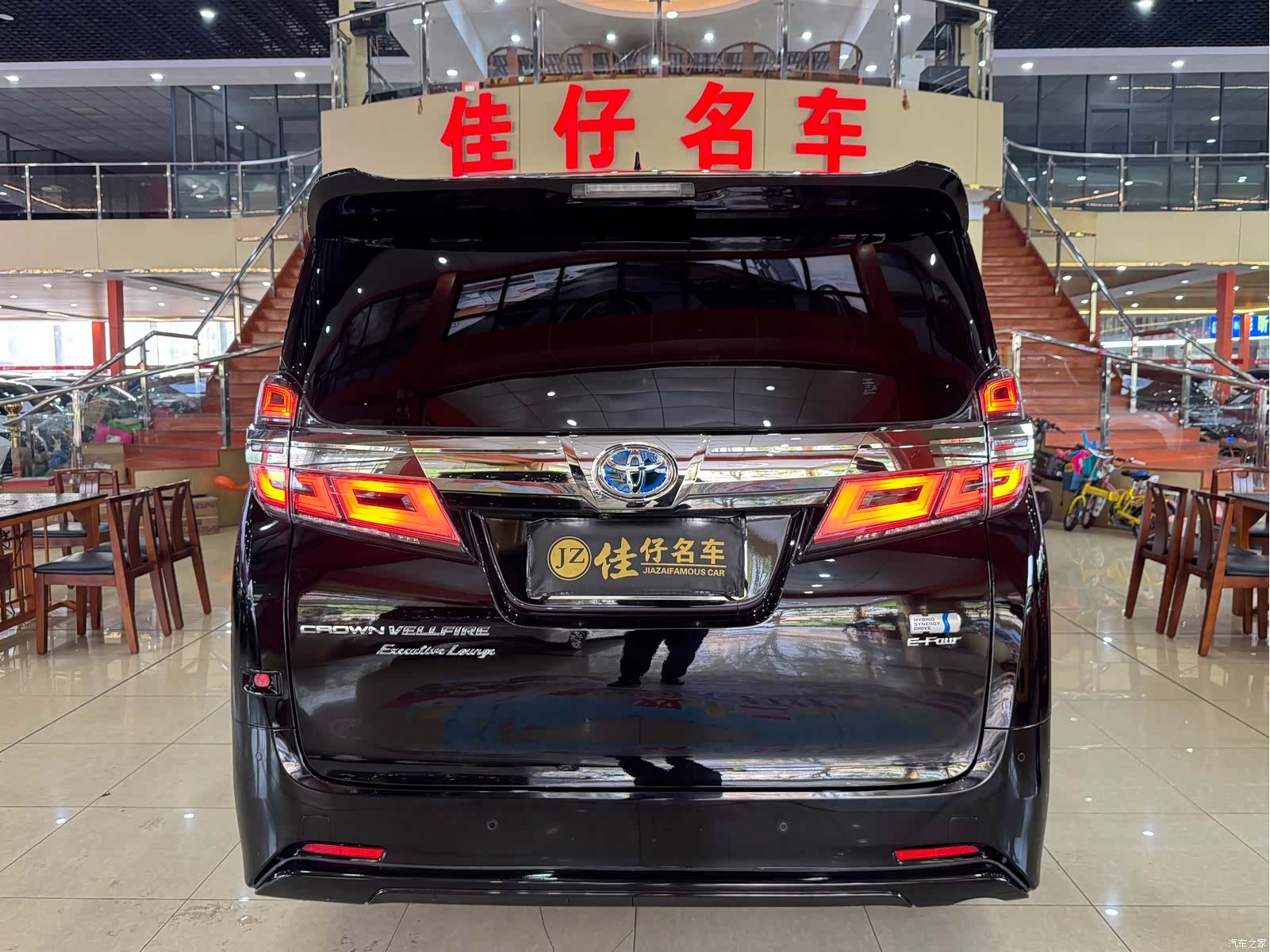 Toyota Vellfire, 2021 все фото