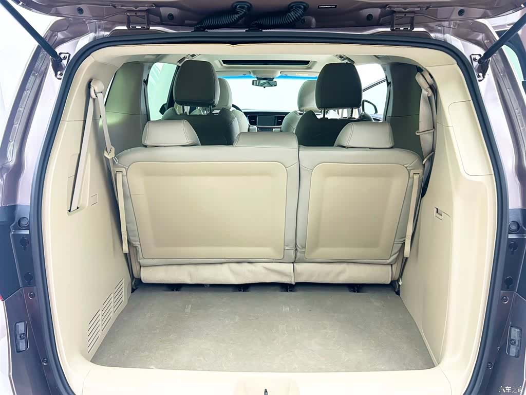 Buick GL8, 2016 16