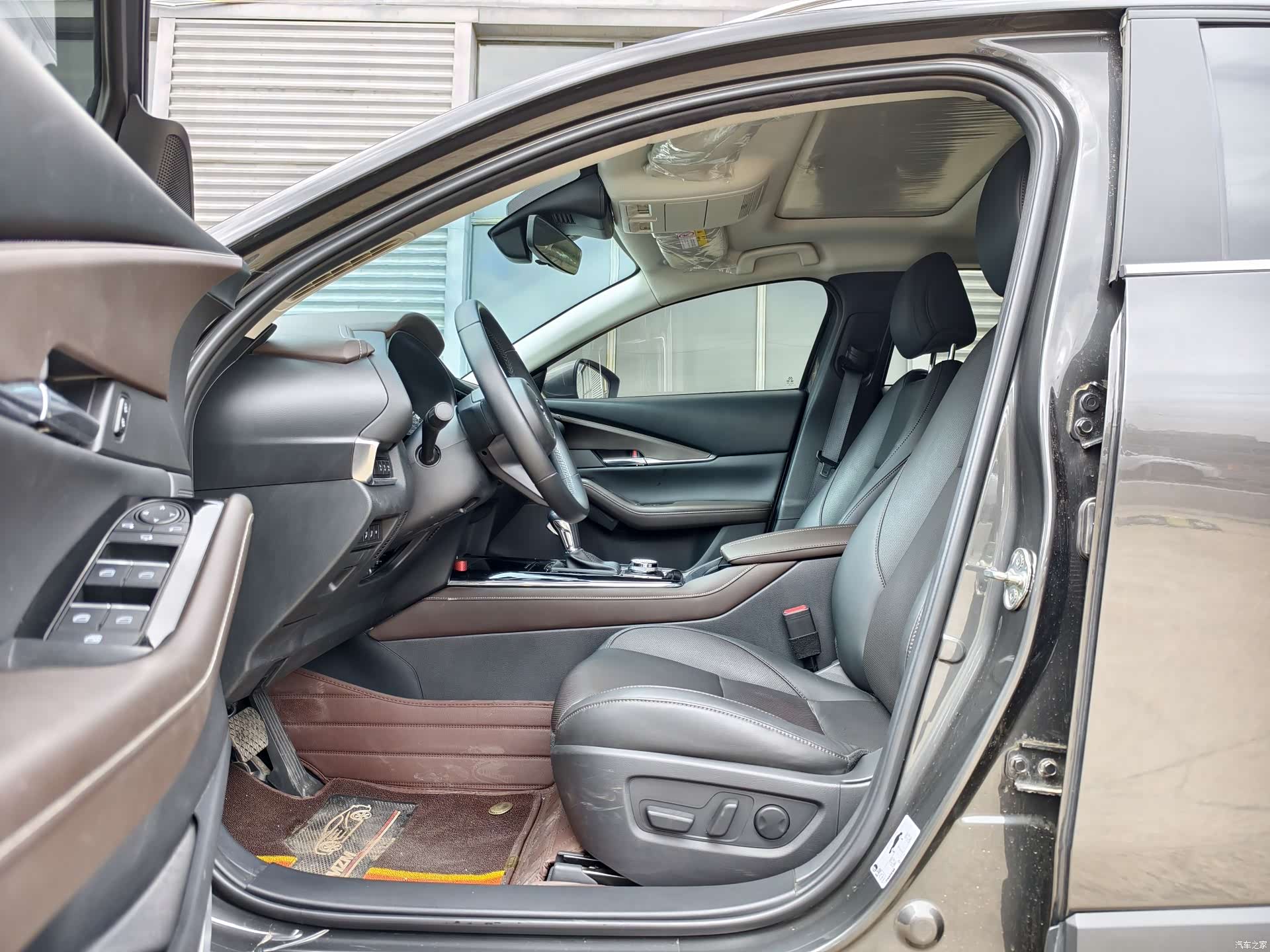 Mazda CX-30, 2022 14
