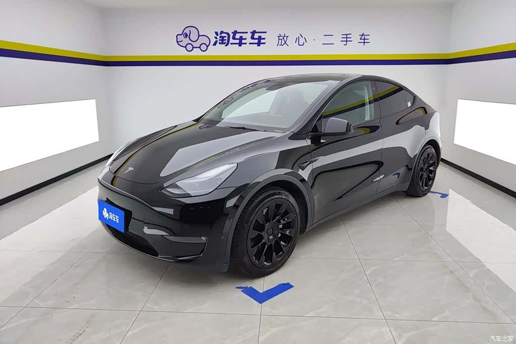 Tesla Model Y, 2021 1