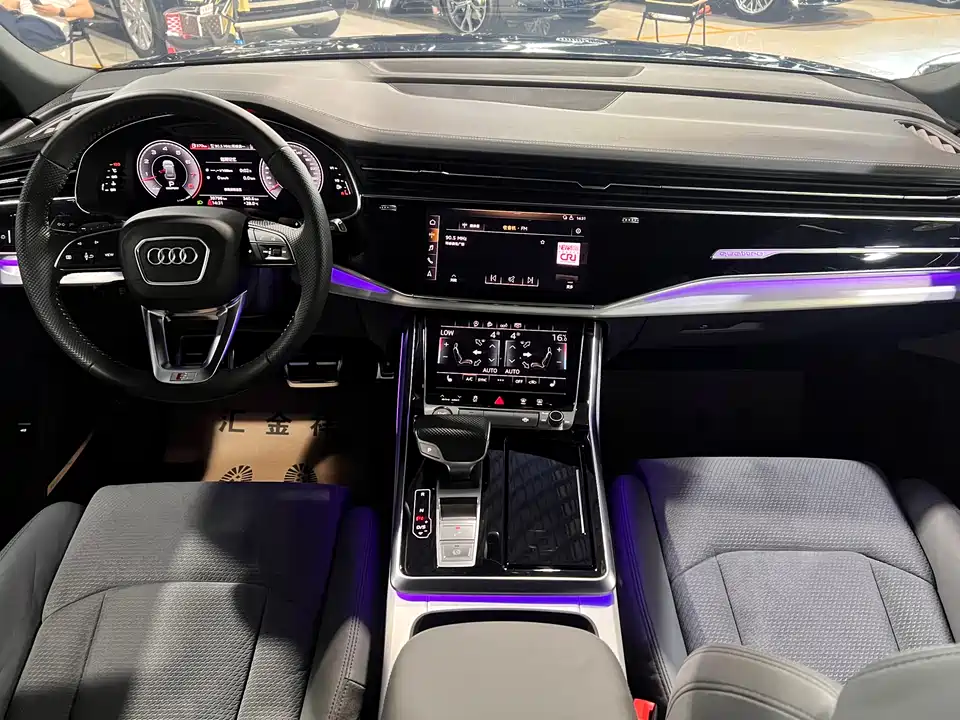 Audi Q8 Audi Q8