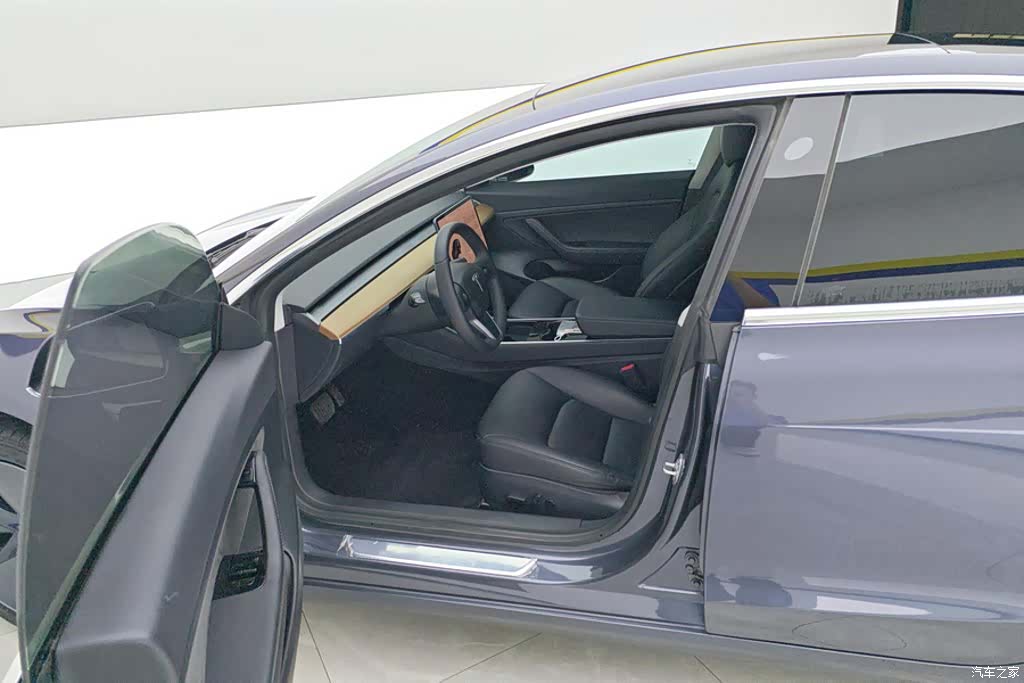 Tesla Model 3, 2020 9