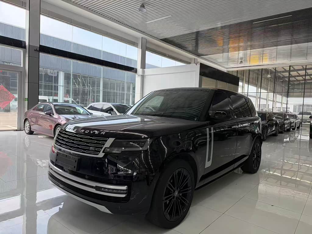 Land Rover Range Rover 2024 3.0 L6 400PS Long Wheelbase
