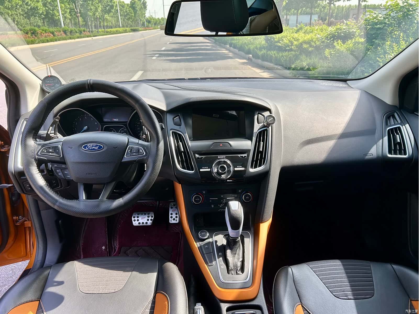 Ford Focus, 2016 11