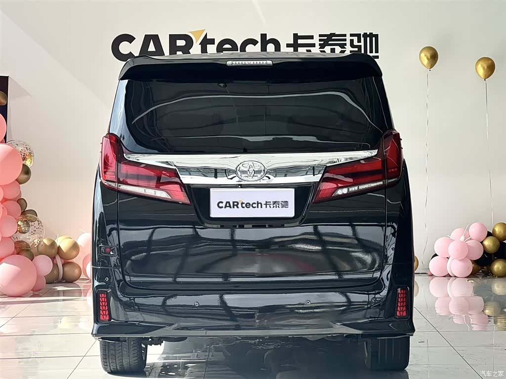 Toyota Alphard, 2012 6