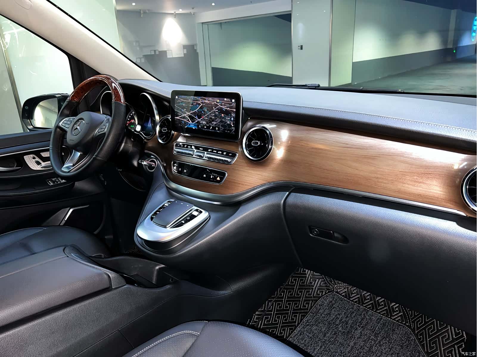 Mercedes-Benz V-Class, 2020 все фото
