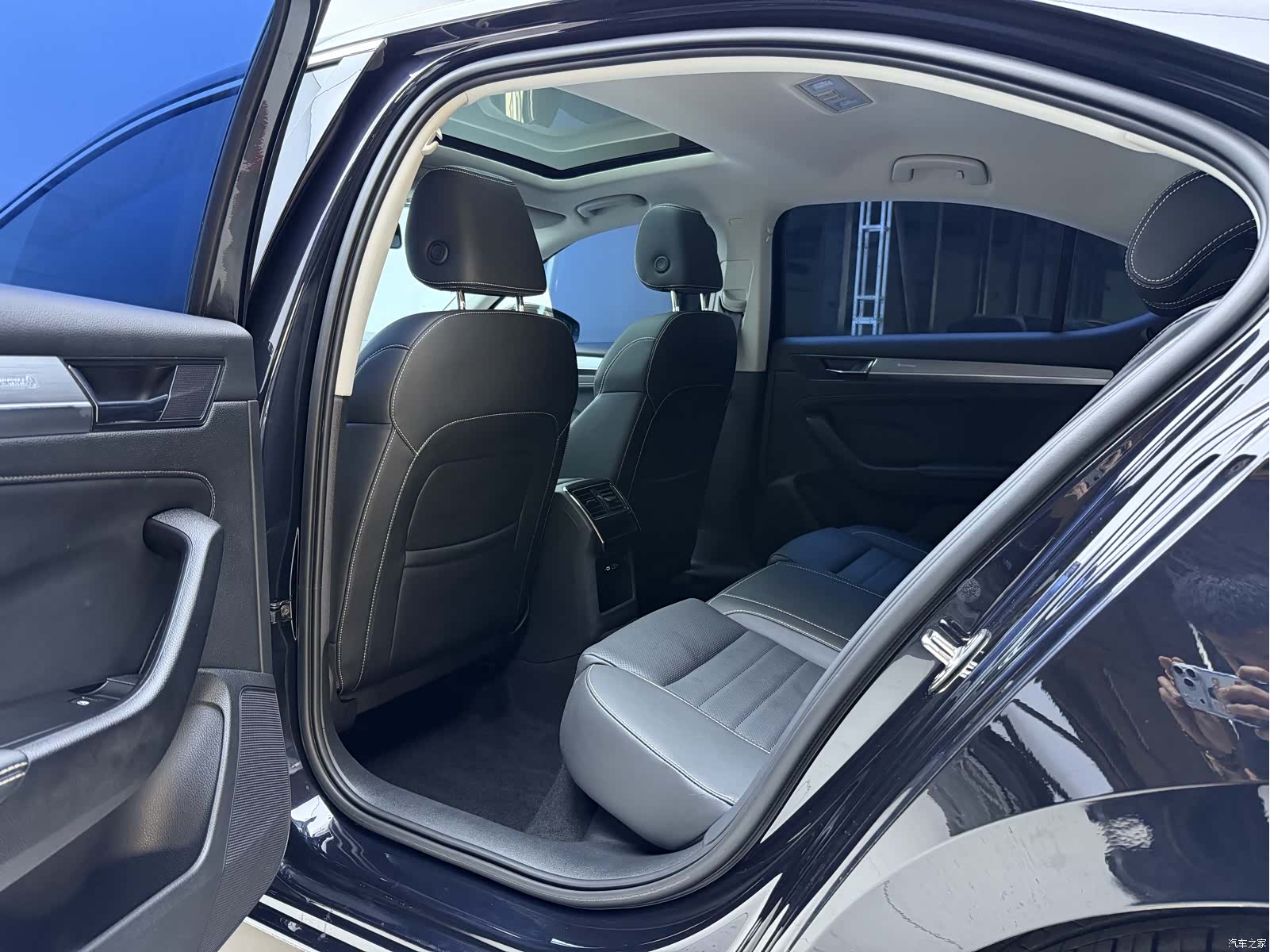 Skoda Superb, 2023 21