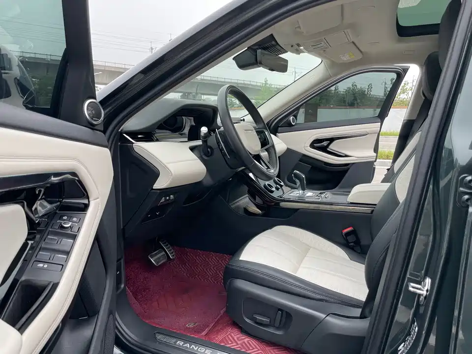 Land Rover Range Rover Aurora