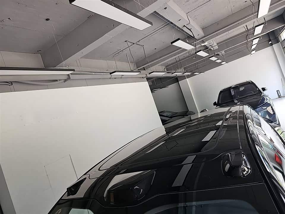 NIO ES8