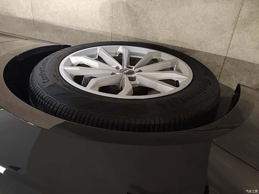 Audi A6L, 2019 23