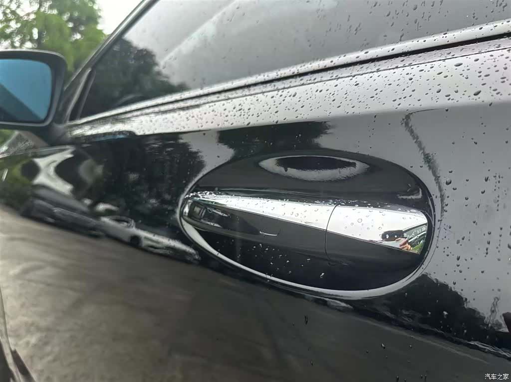 Mercedes-Benz A-Class, 2025 12