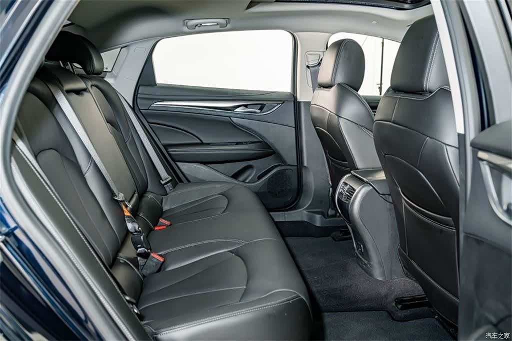 Buick LaCrosse, 2021 20