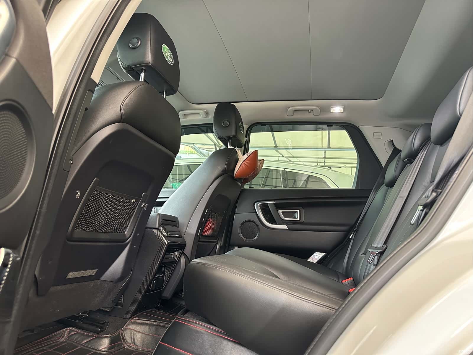Land Rover Discovery, 2016 14