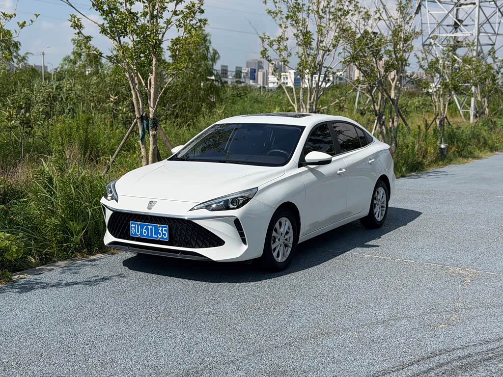 Roewe i5