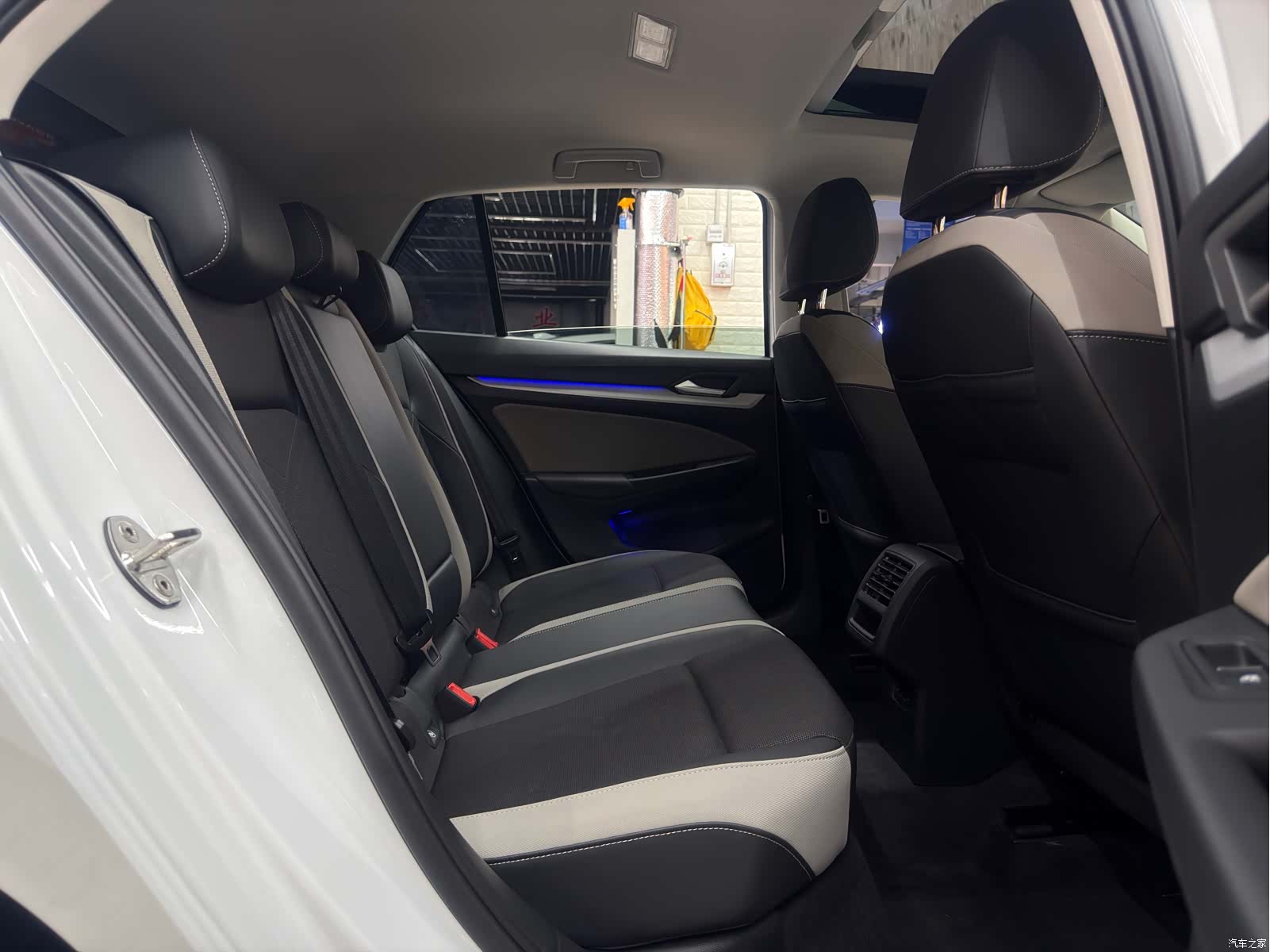 Volkswagen Golf, 2022 26