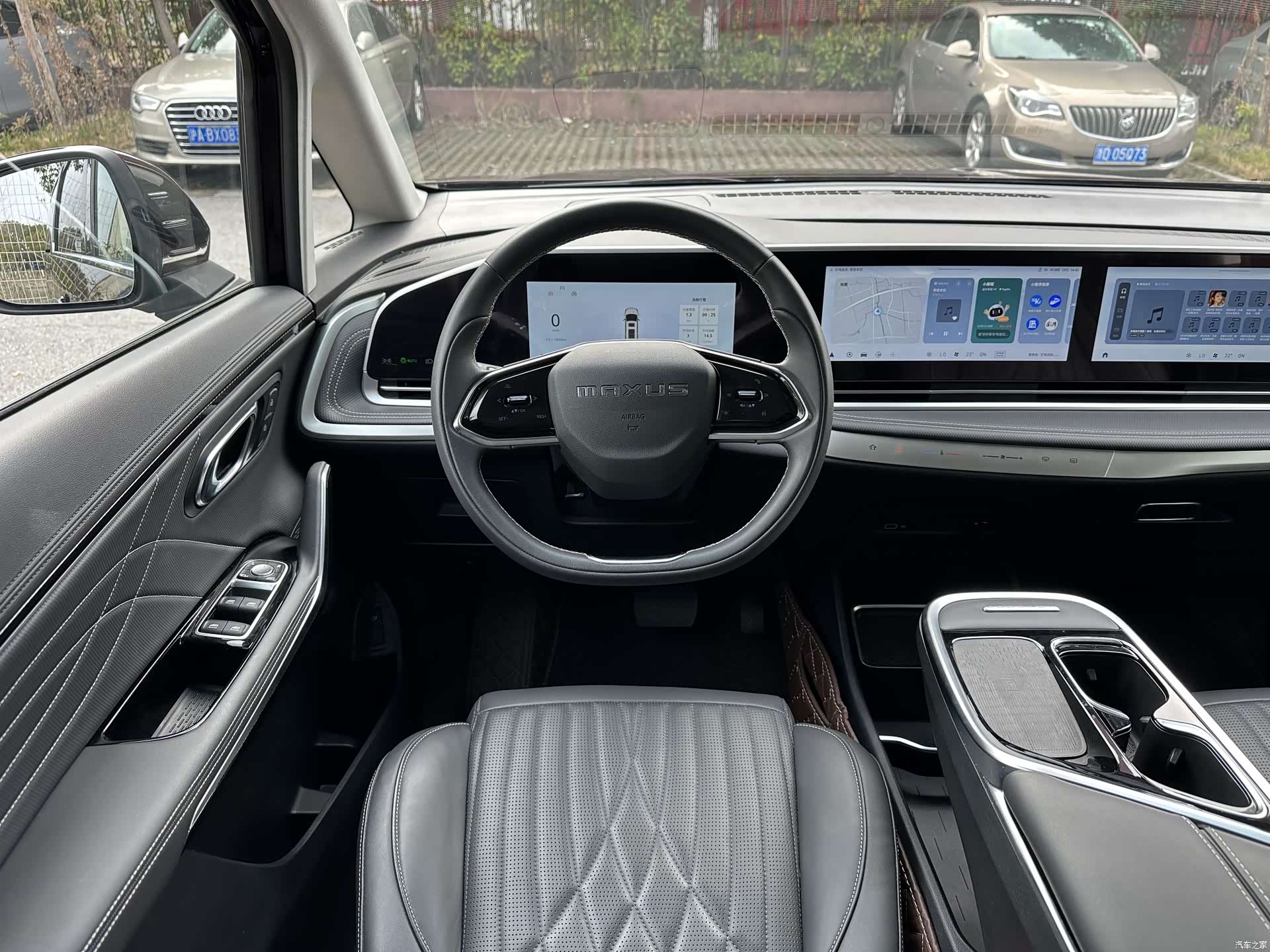 Maxus G90, 2022 14