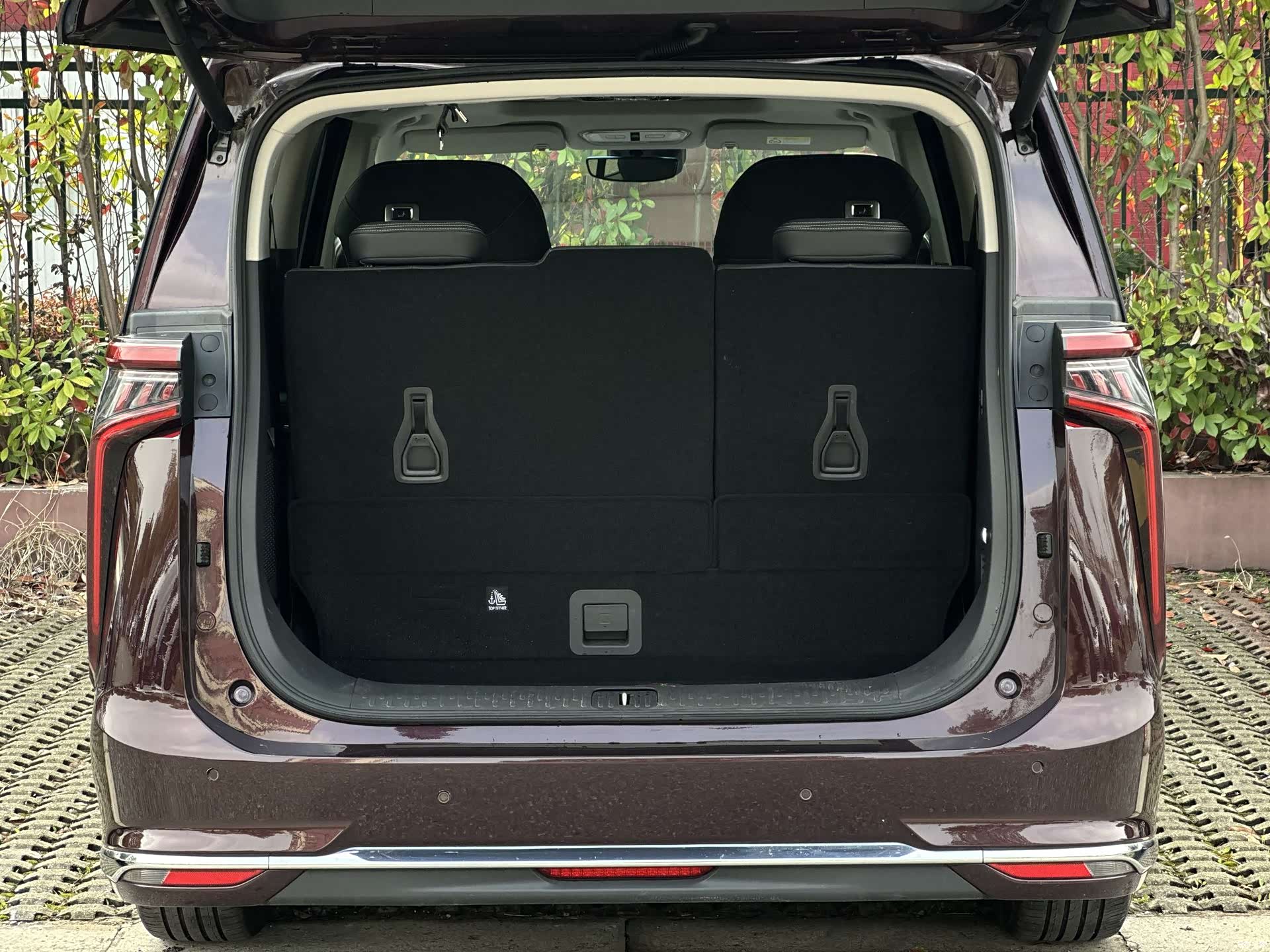 Maxus G90, 2022 29