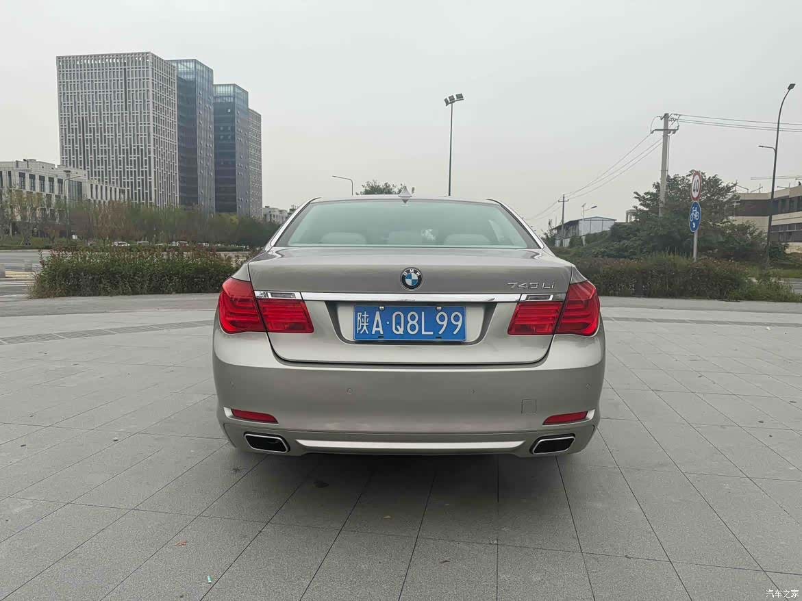 BMW 7 Series, 2013 16