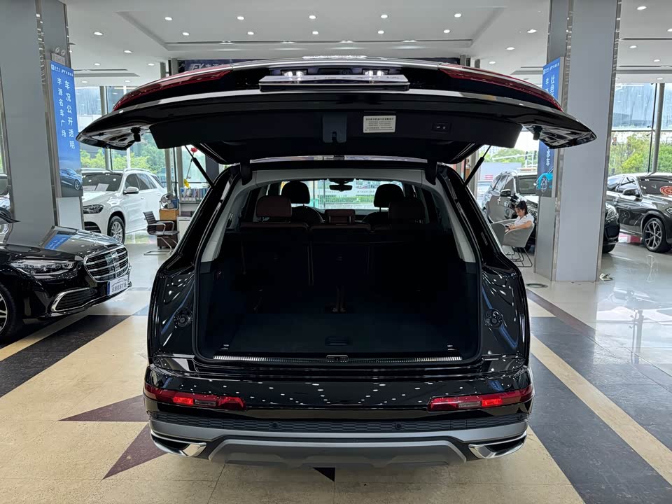 Audi Q7 Audi Q7
