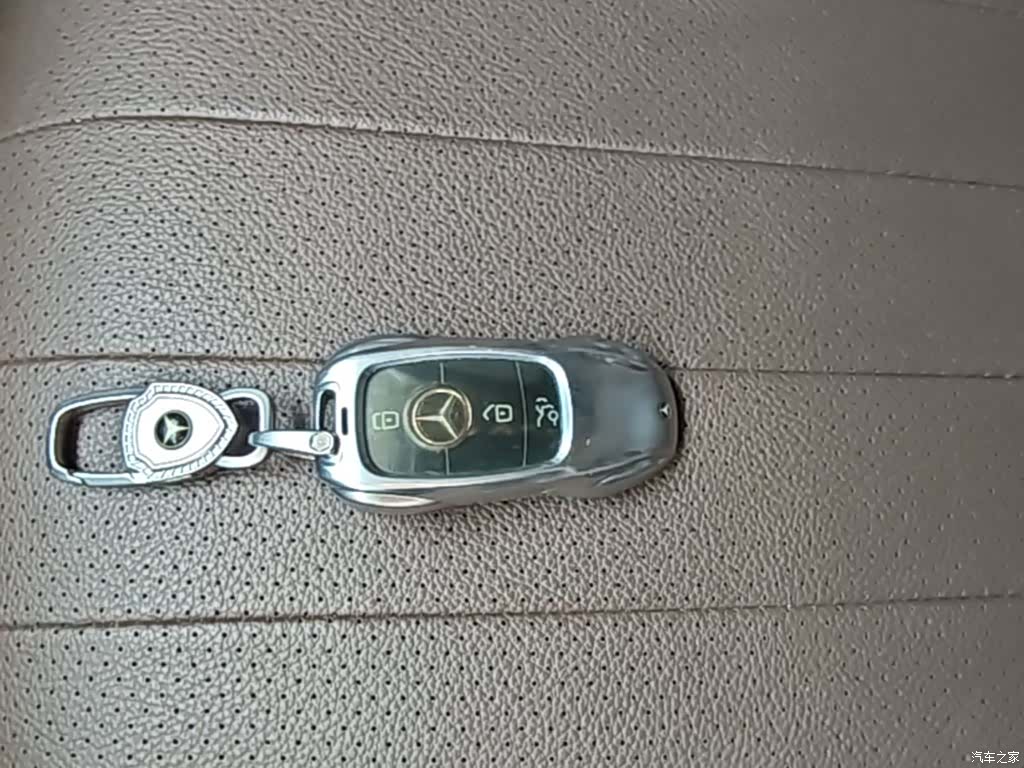 Mercedes-Benz E-Class, 2023 9