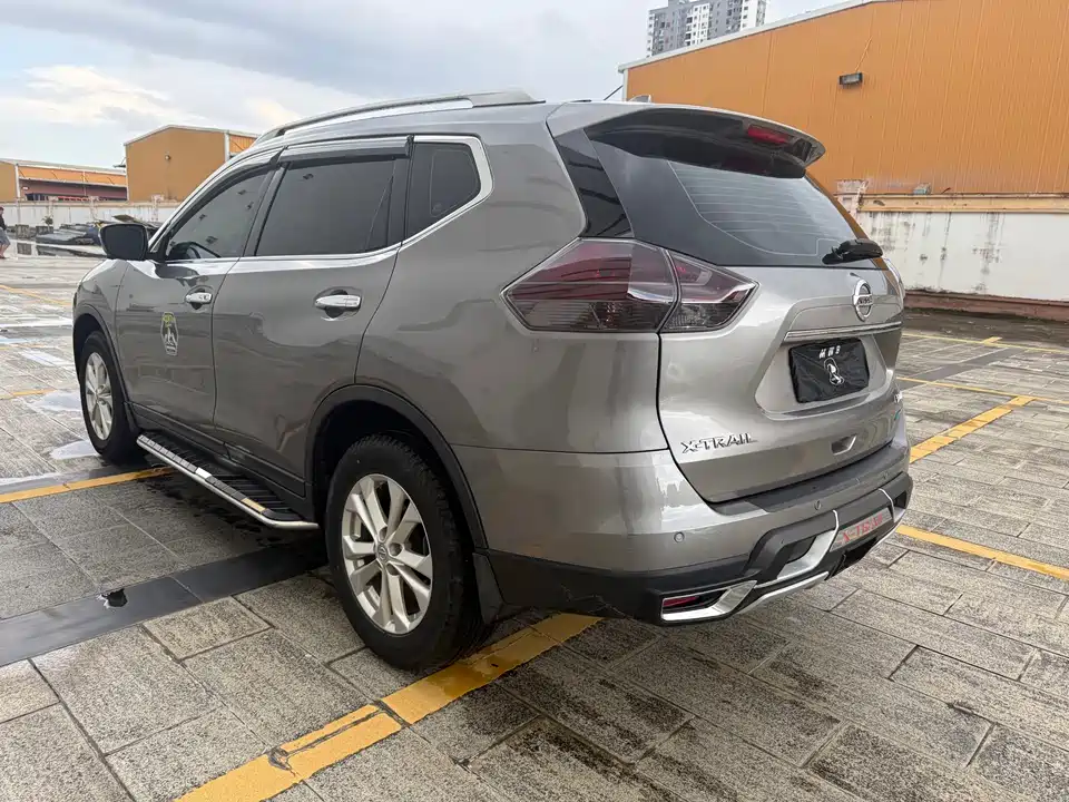Nissan Qijun