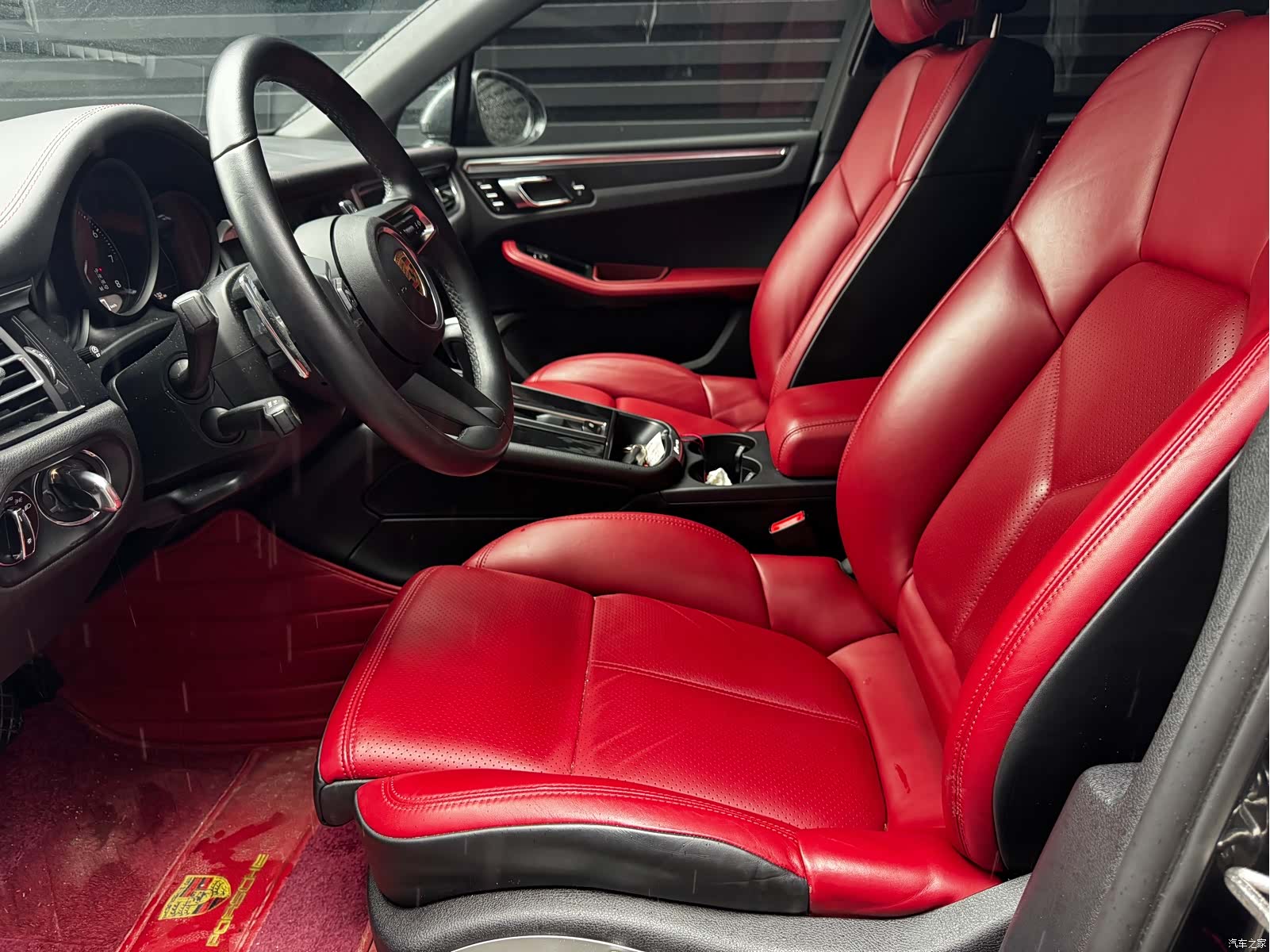 Porsche Macan, 2024 8