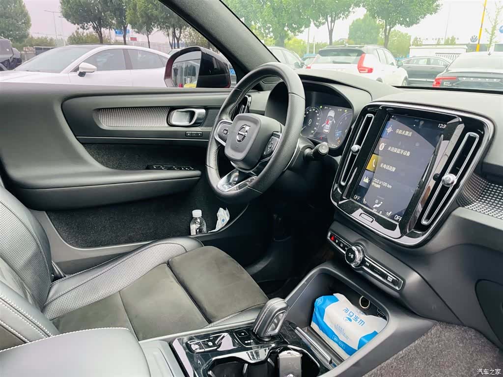 Volvo XC40, 2019 15