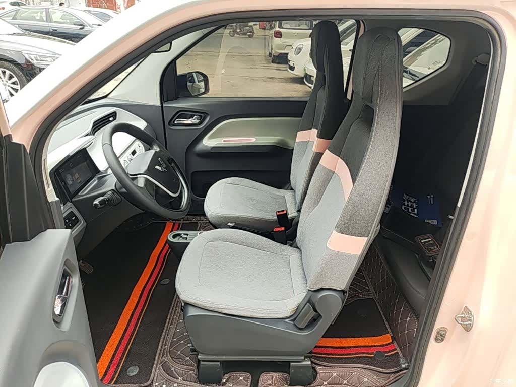 Wuling MINIEV, 2022 15