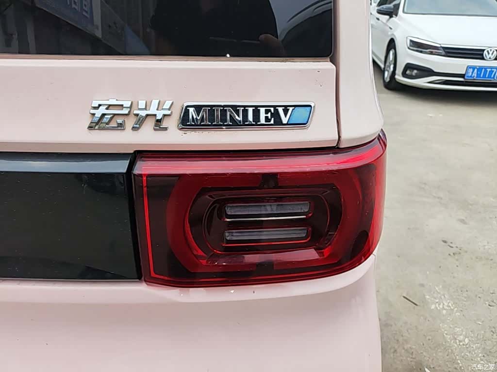 Wuling MINIEV, 2022 8