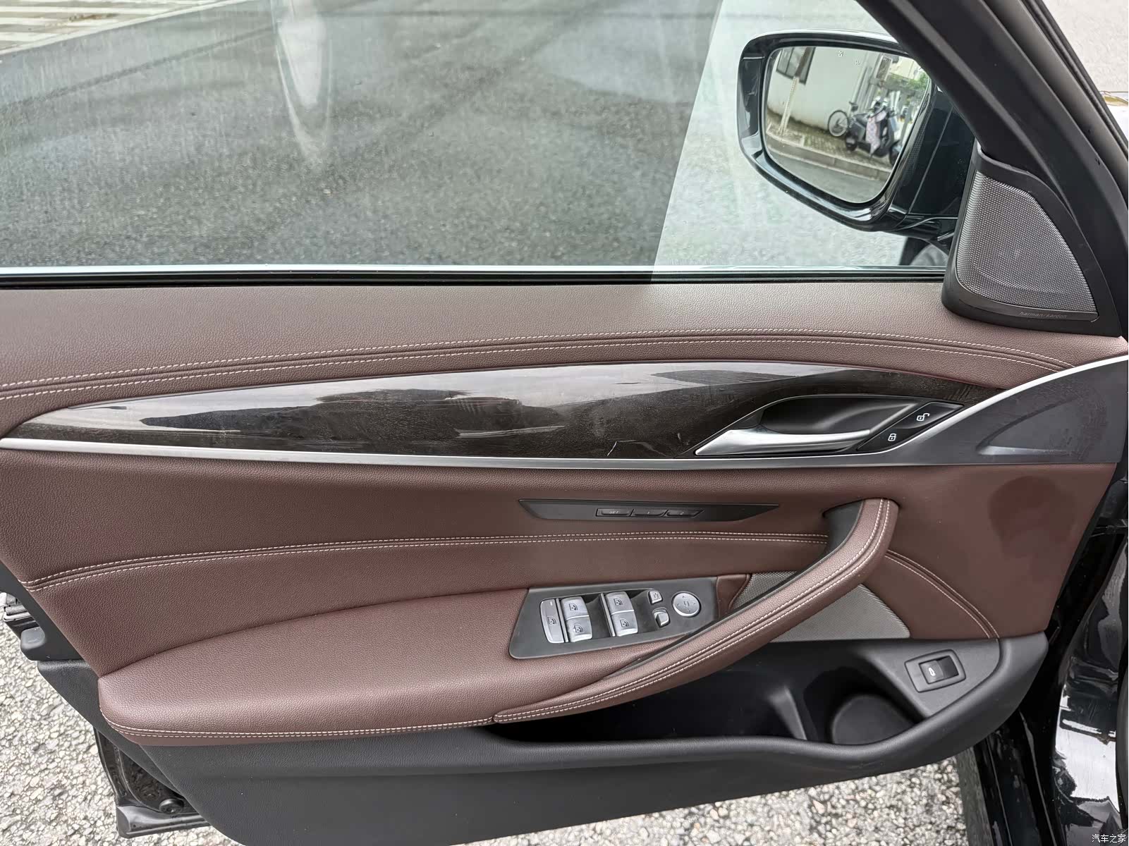BMW 5 Series, 2023 10