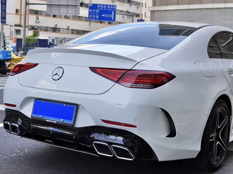 Mercedes-Benz CLS Mercedes-Benz CLS