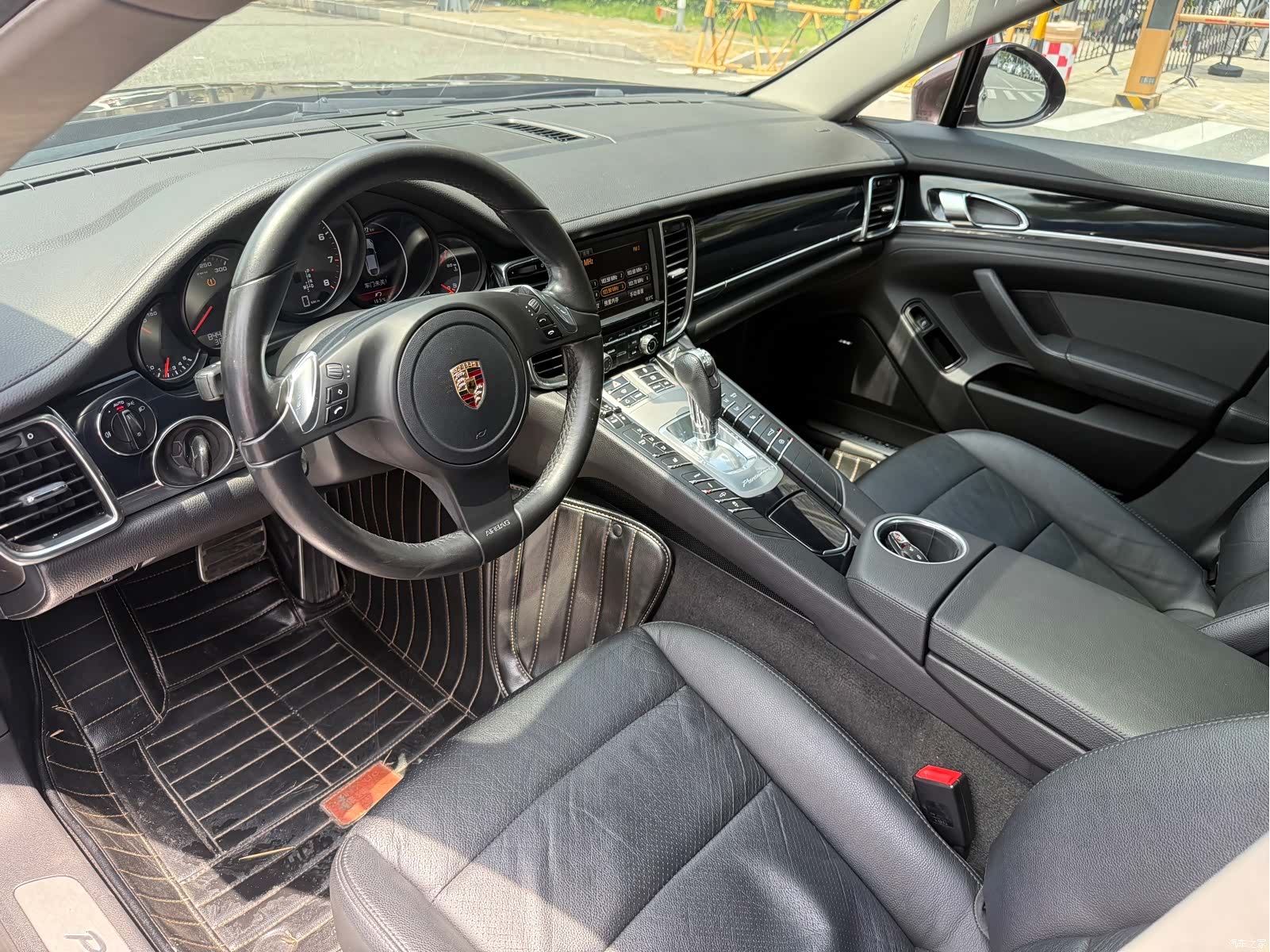 Porsche Panamera, 2012 8