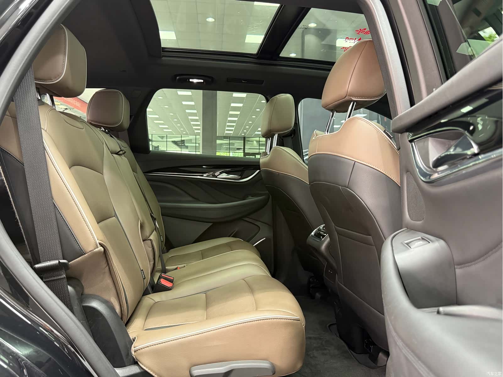 Buick Enclave, 2022 6