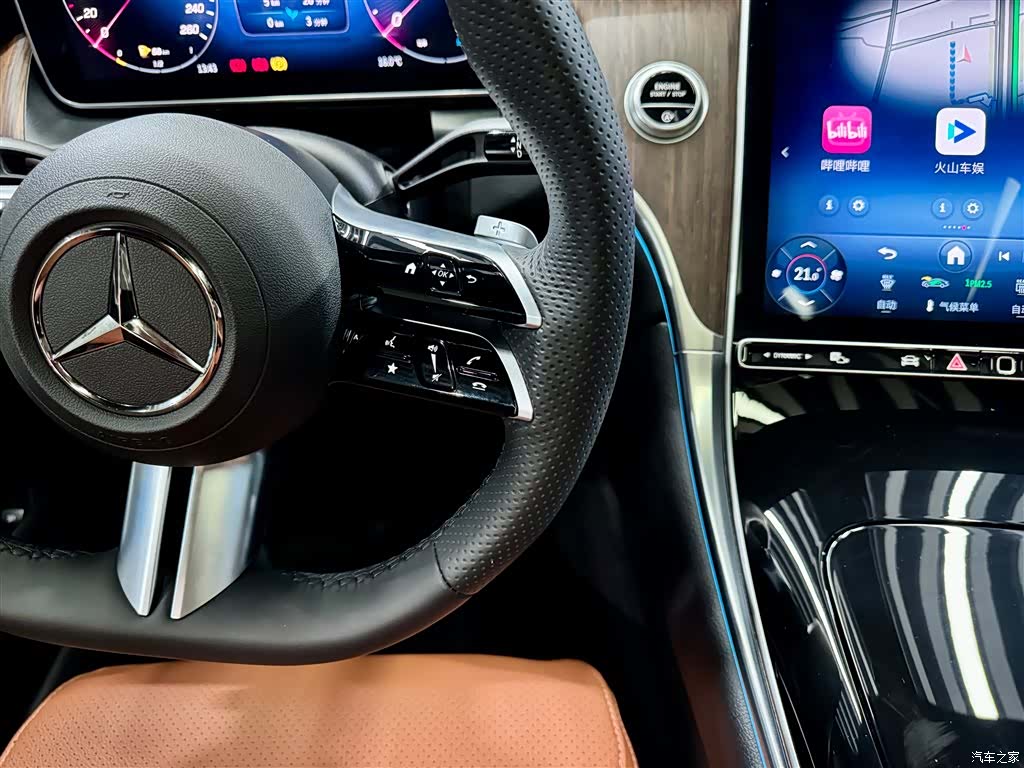 Mercedes-Benz GLC, 2025 24