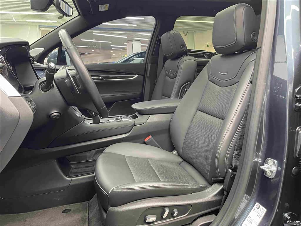 Cadillac XT6, 2024 8