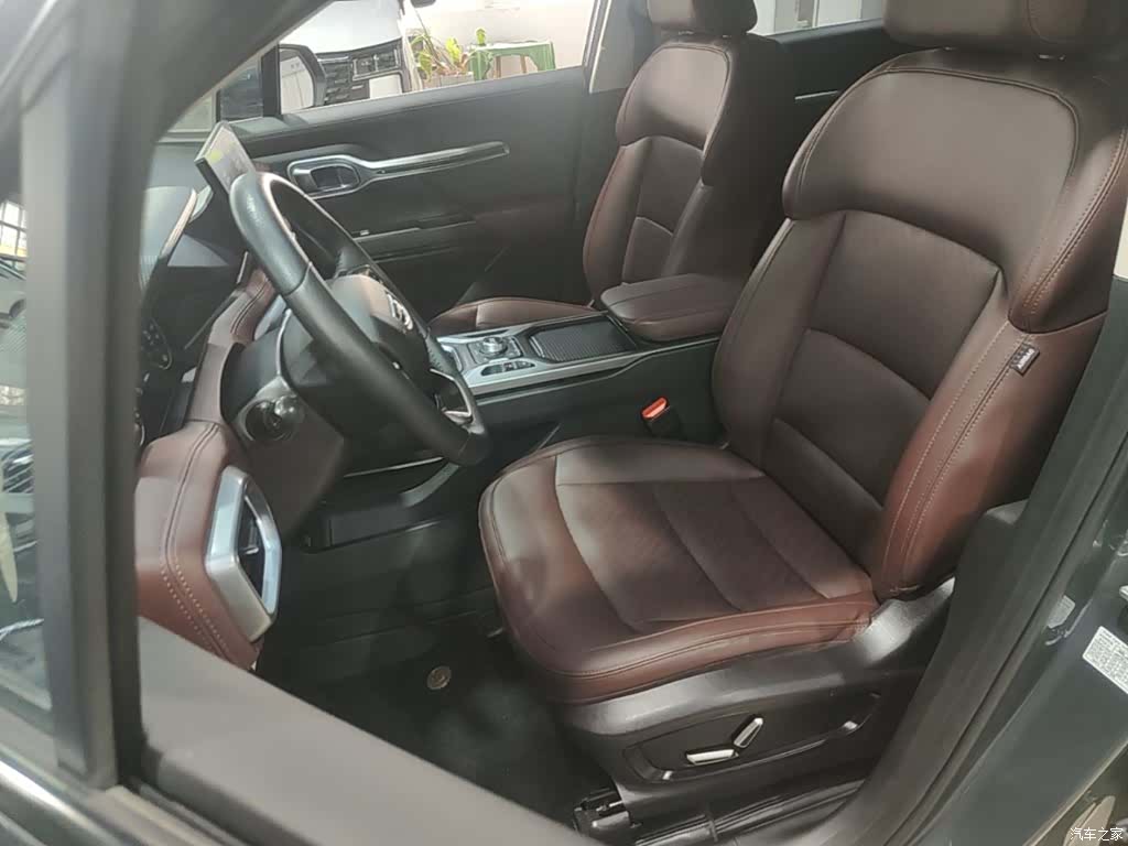 Geely Haoyue, 2022 15
