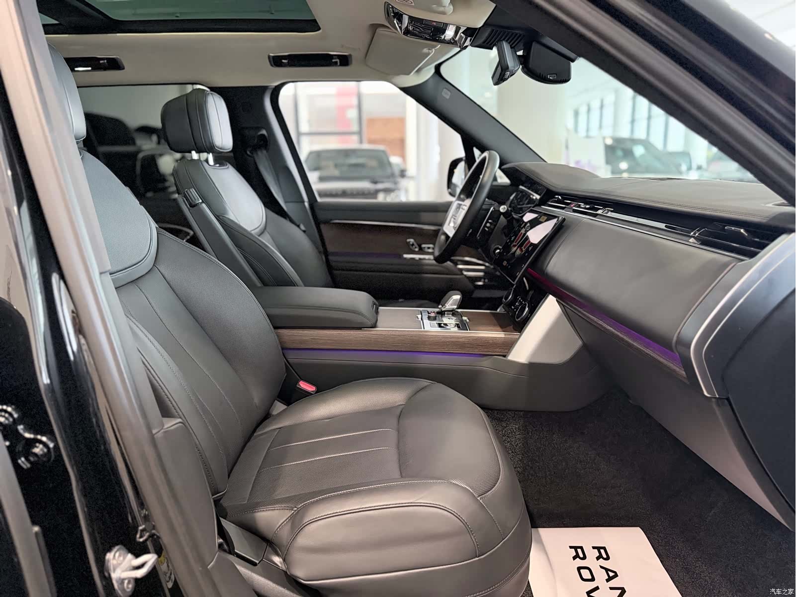 Land Rover Range Rover, 2023 21