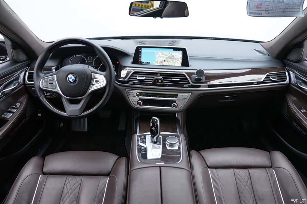 BMW 7 Series, 2016 11