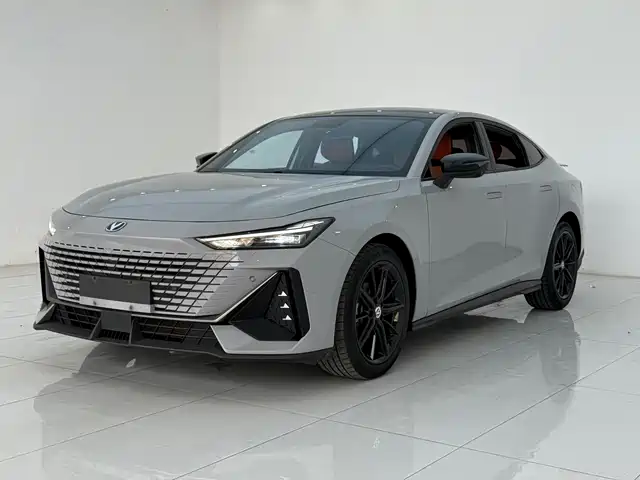 Changan UNI-V 2023 — купить из Китая под заказ