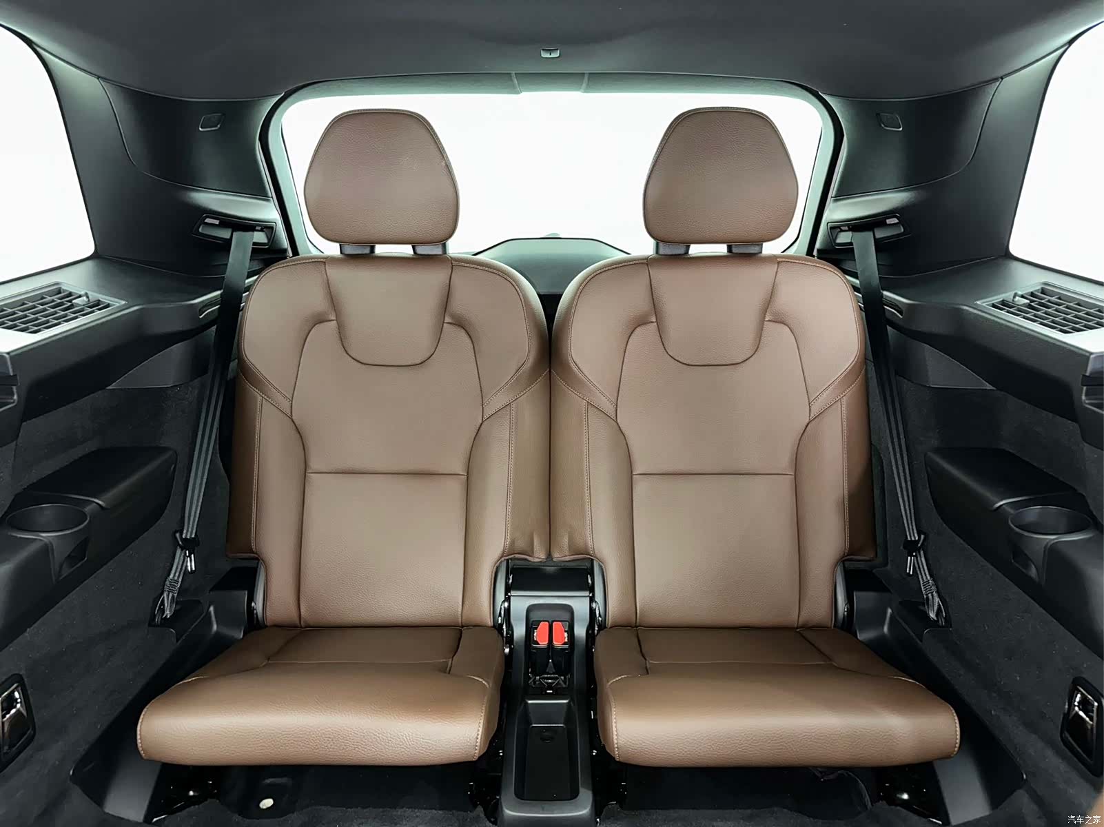 Volvo XC90, 2021 11