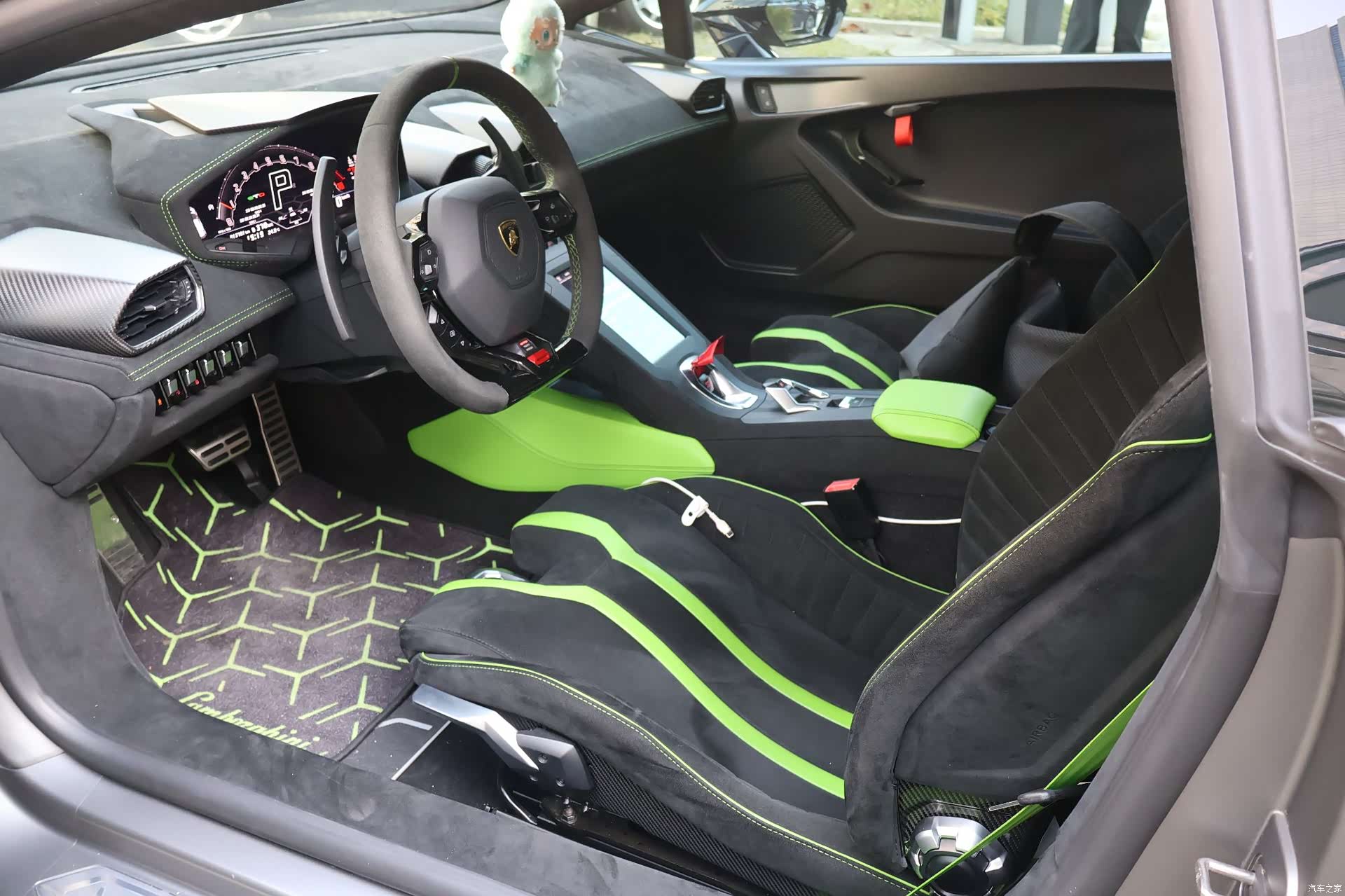 Lamborghini Huracán, 2022 4
