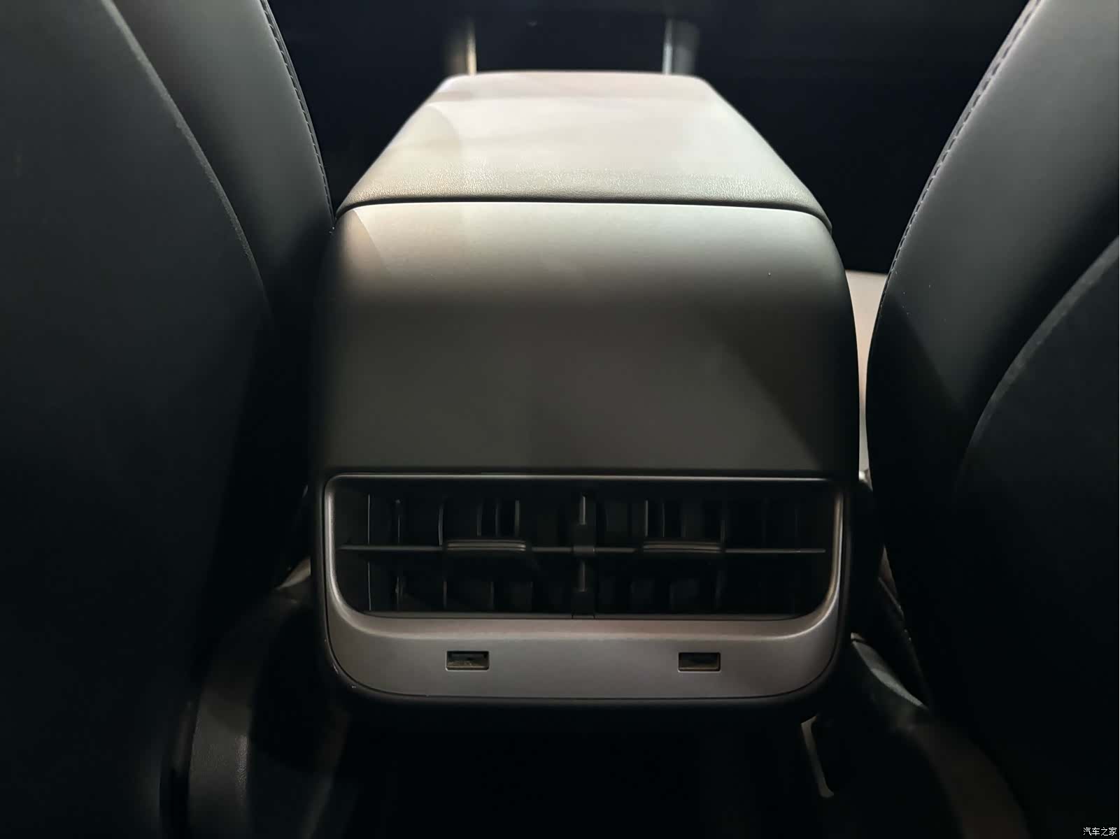 Tesla Model 3, 2020 21